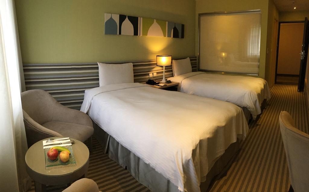 Park City Hotel Central Taizhong Zewnętrze zdjęcie